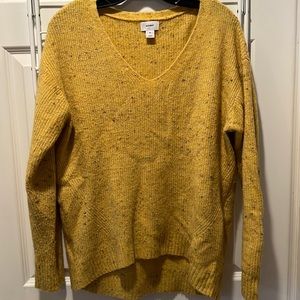 Old navy sweater